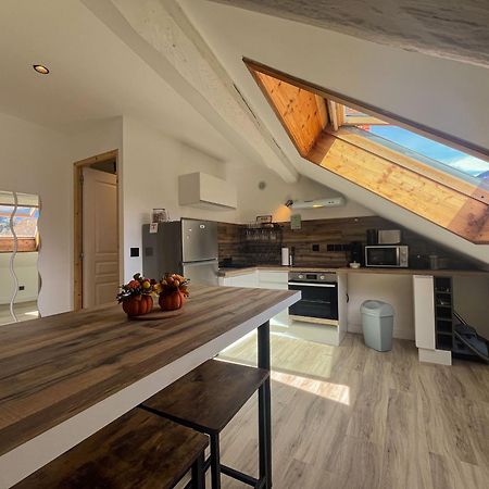 Cocon Sous Les Toits Apartment อัลแบร์วิลล์ ภายนอก รูปภาพ