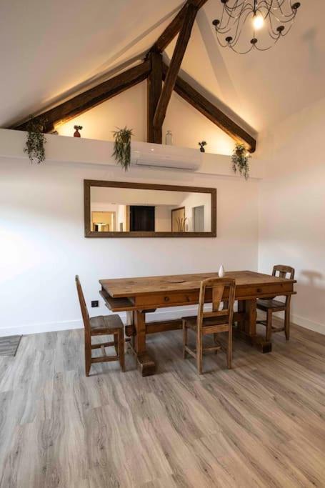 Cocon Sous Les Toits Apartment อัลแบร์วิลล์ ภายนอก รูปภาพ