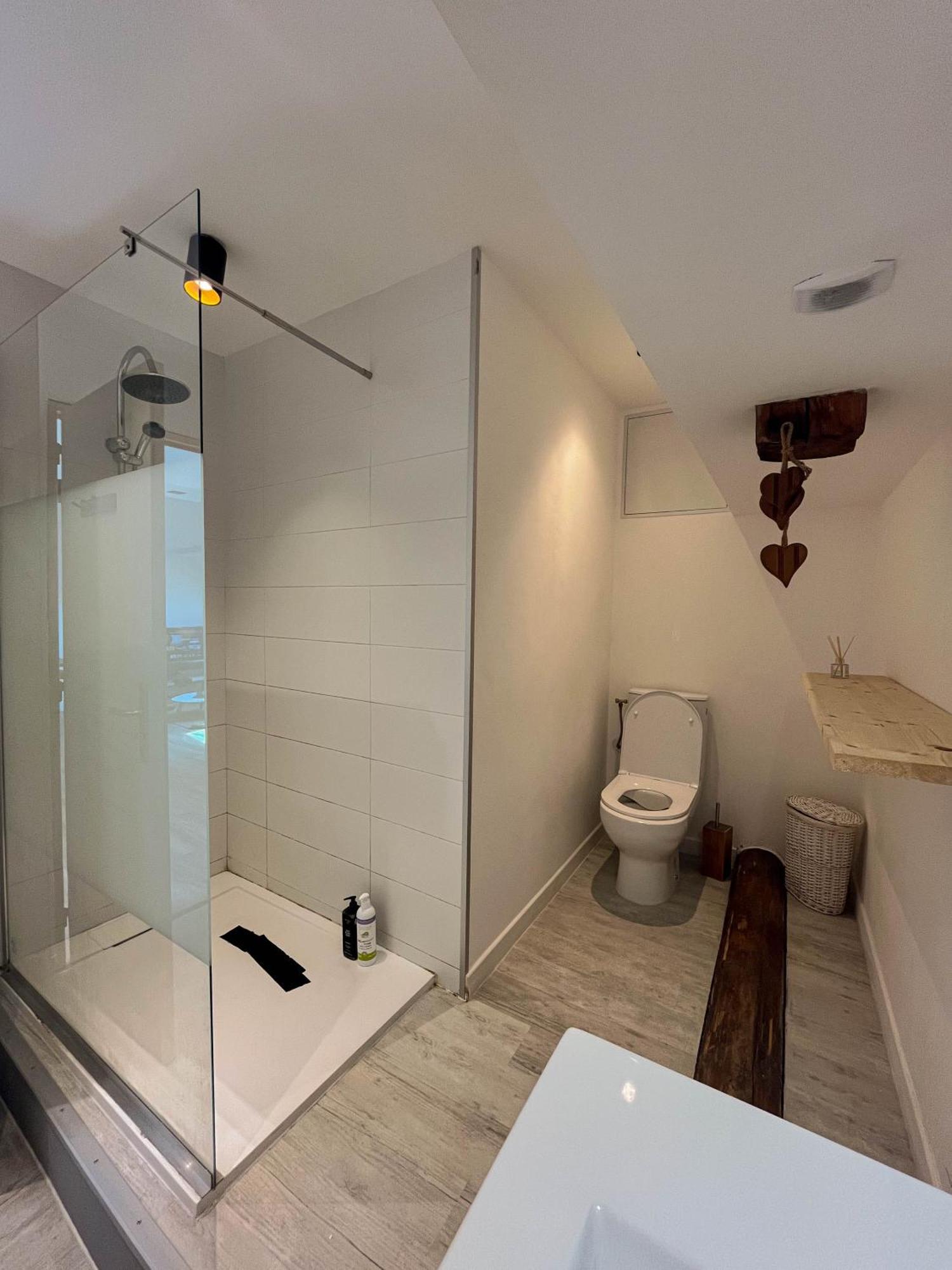 Cocon Sous Les Toits Apartment อัลแบร์วิลล์ ภายนอก รูปภาพ