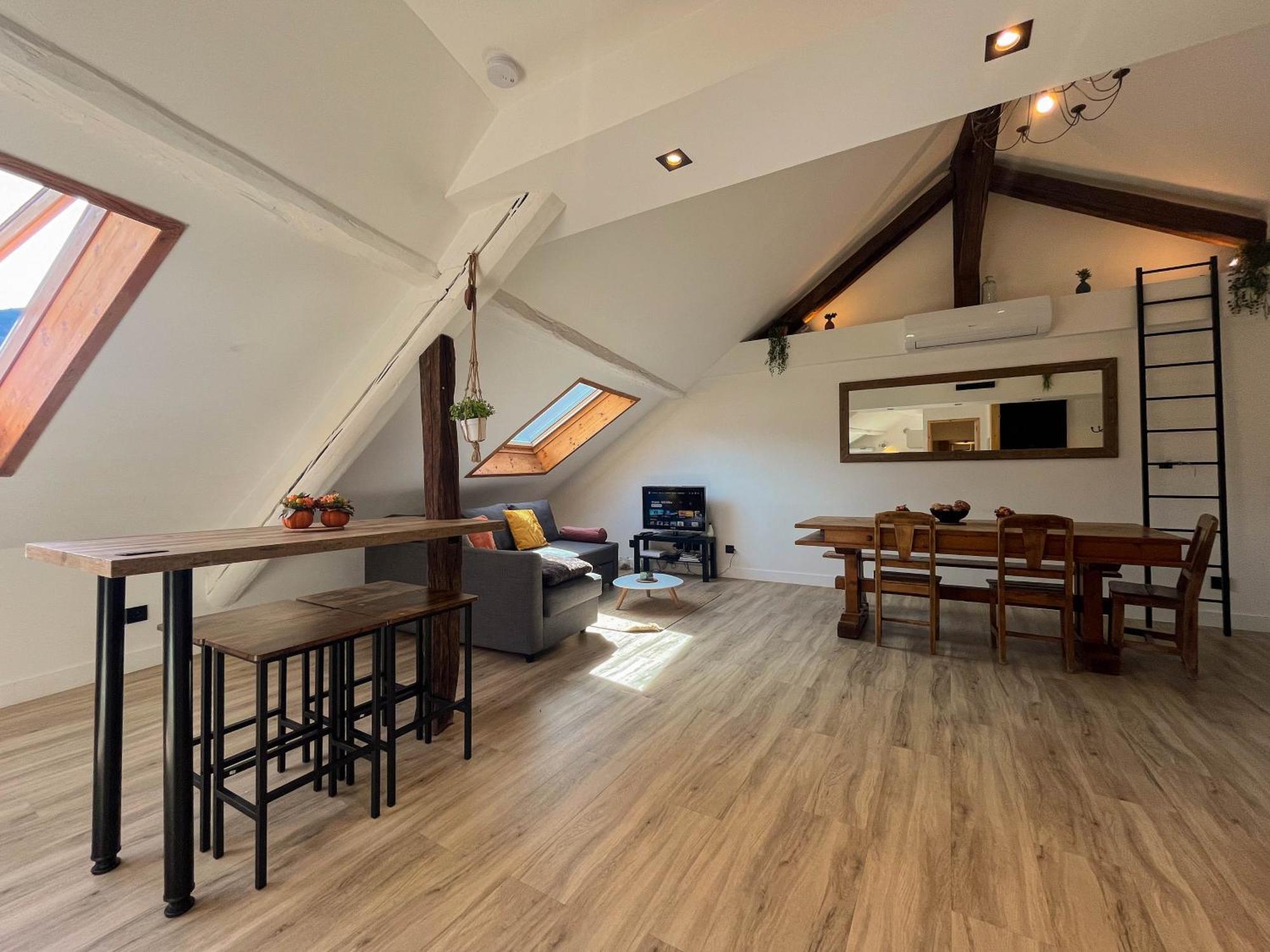 Cocon Sous Les Toits Apartment อัลแบร์วิลล์ ภายนอก รูปภาพ