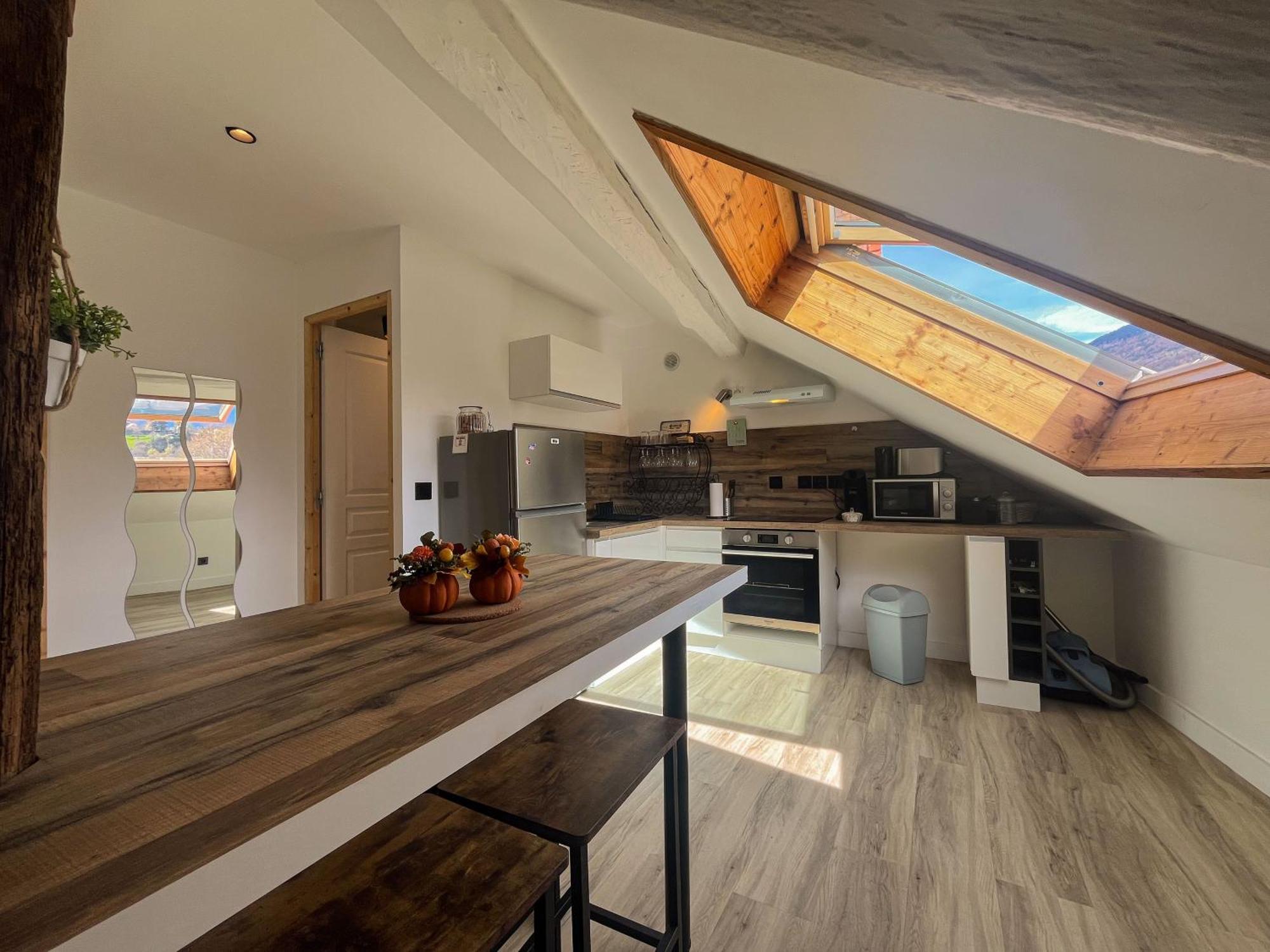 Cocon Sous Les Toits Apartment อัลแบร์วิลล์ ภายนอก รูปภาพ