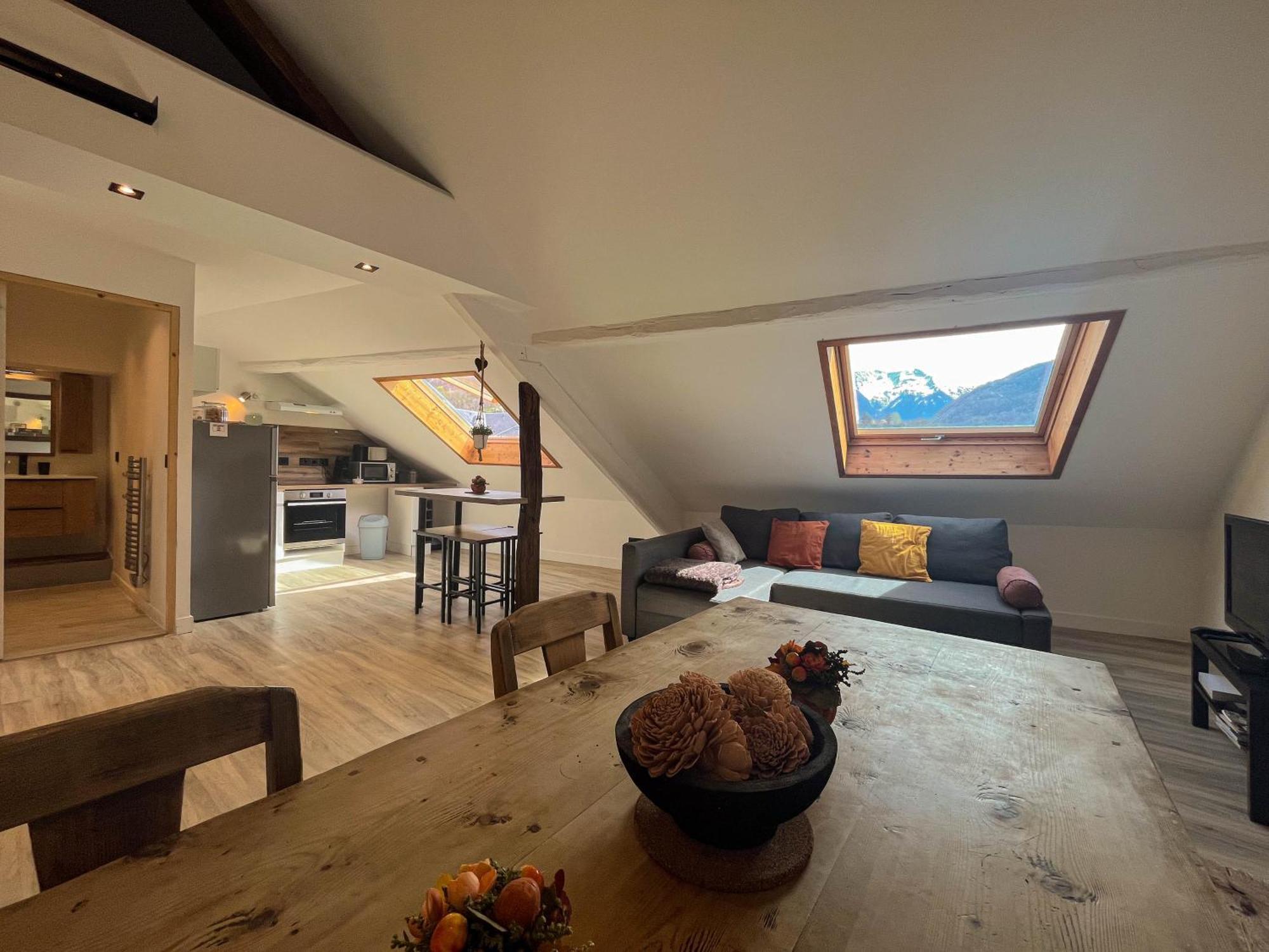 Cocon Sous Les Toits Apartment อัลแบร์วิลล์ ภายนอก รูปภาพ
